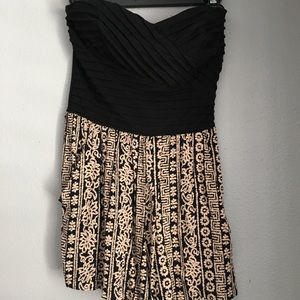 Windsor Size Small Aztec Strapless Romper